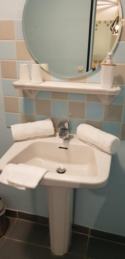 Bed and Breakfast Bleu Bonheur Dennevy Екстер'єр фото