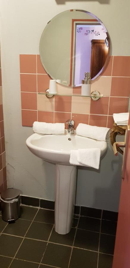 Bed and Breakfast Bleu Bonheur Dennevy Екстер'єр фото
